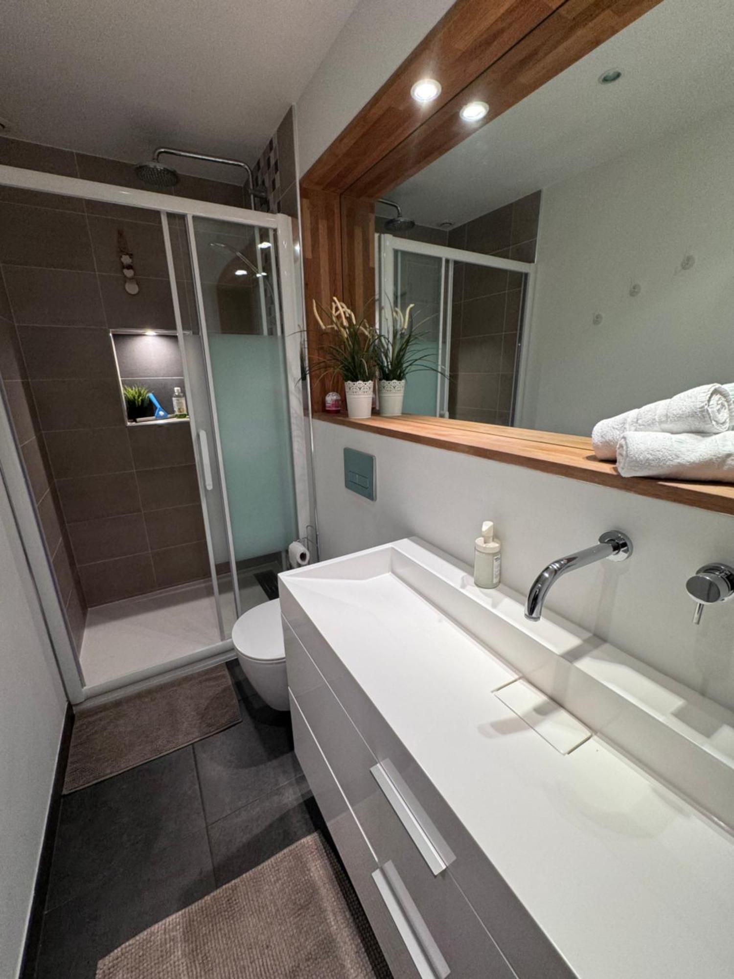 Vieil Antibes Apartment With Ac 320M From Beach Exterior foto
